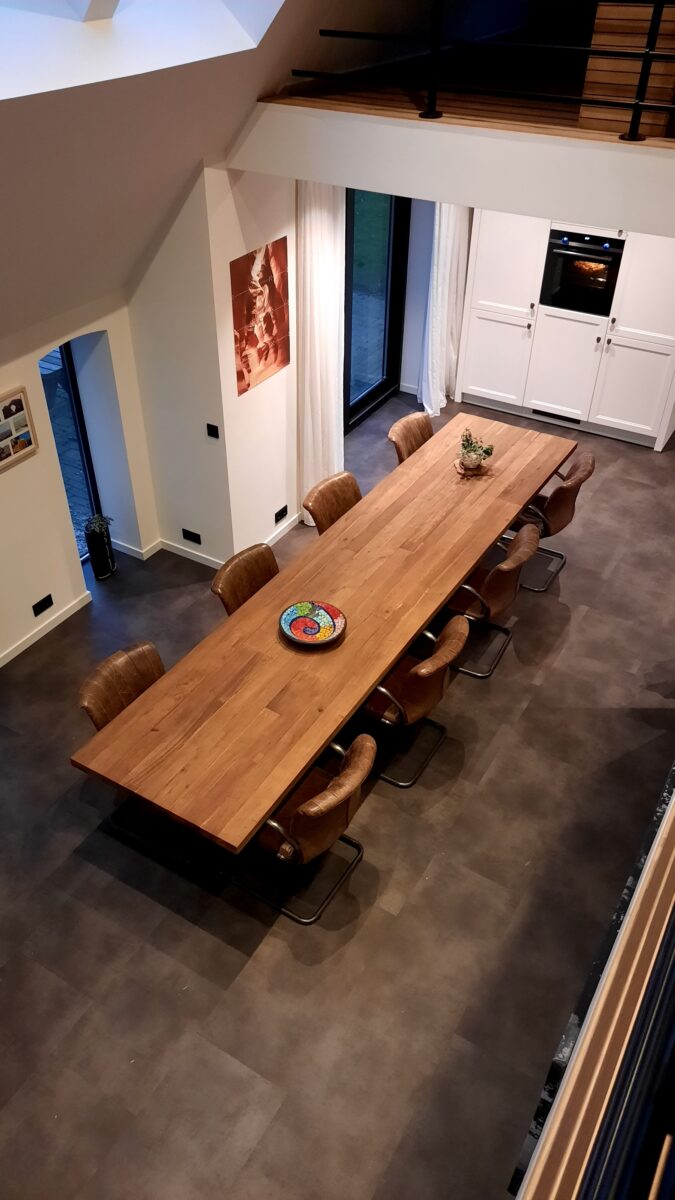 Maatwerk teak lange eettafel
