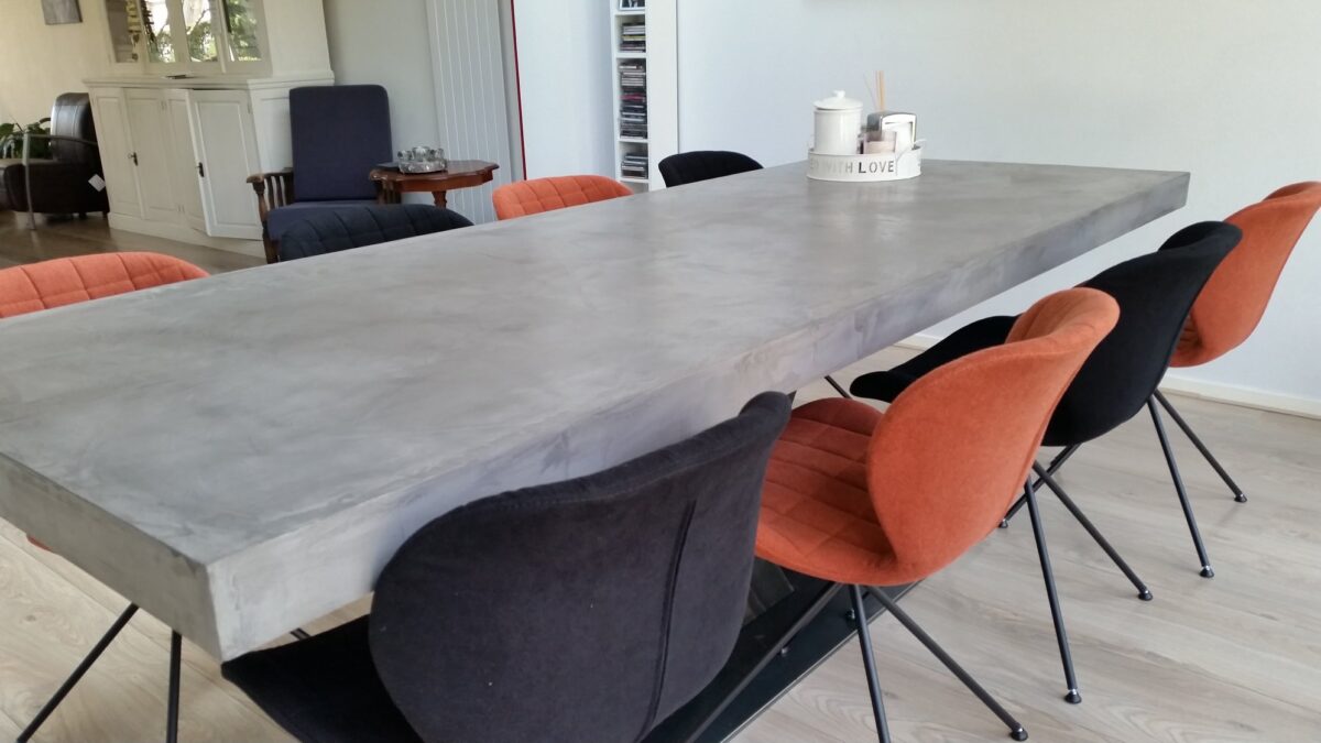Maatwerk betonstuc tafel